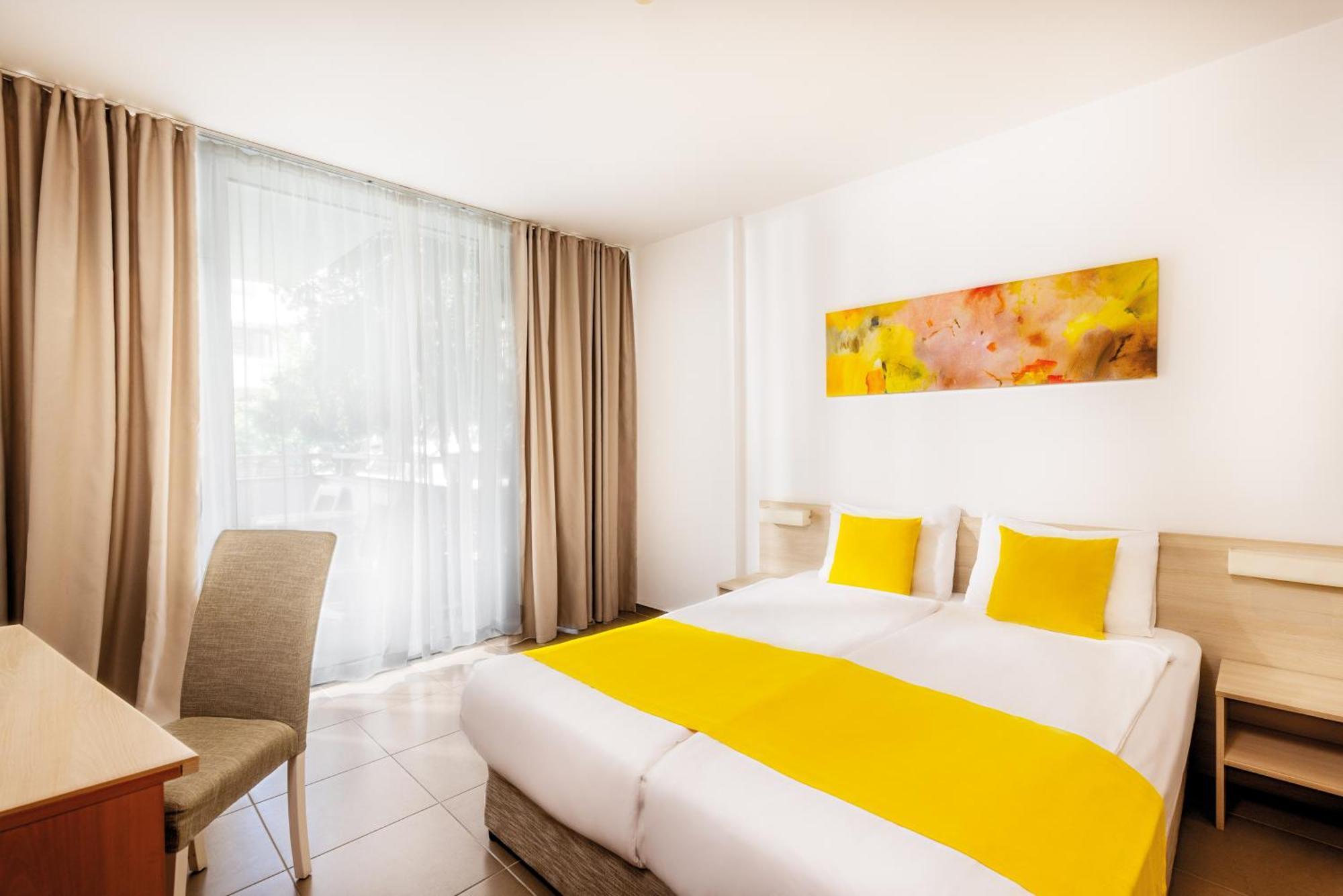 Aluasun Helios Beach ออบซอร์ ภายนอก รูปภาพ