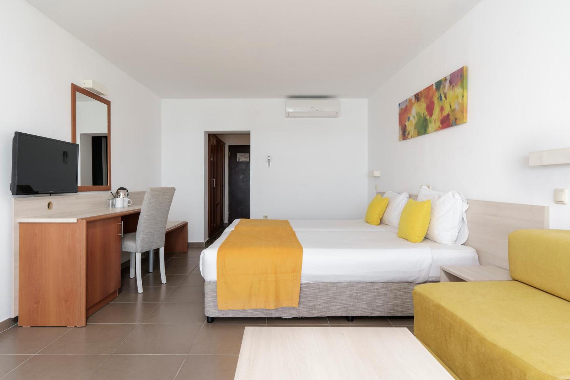 Aluasun Helios Beach ออบซอร์ ภายนอก รูปภาพ