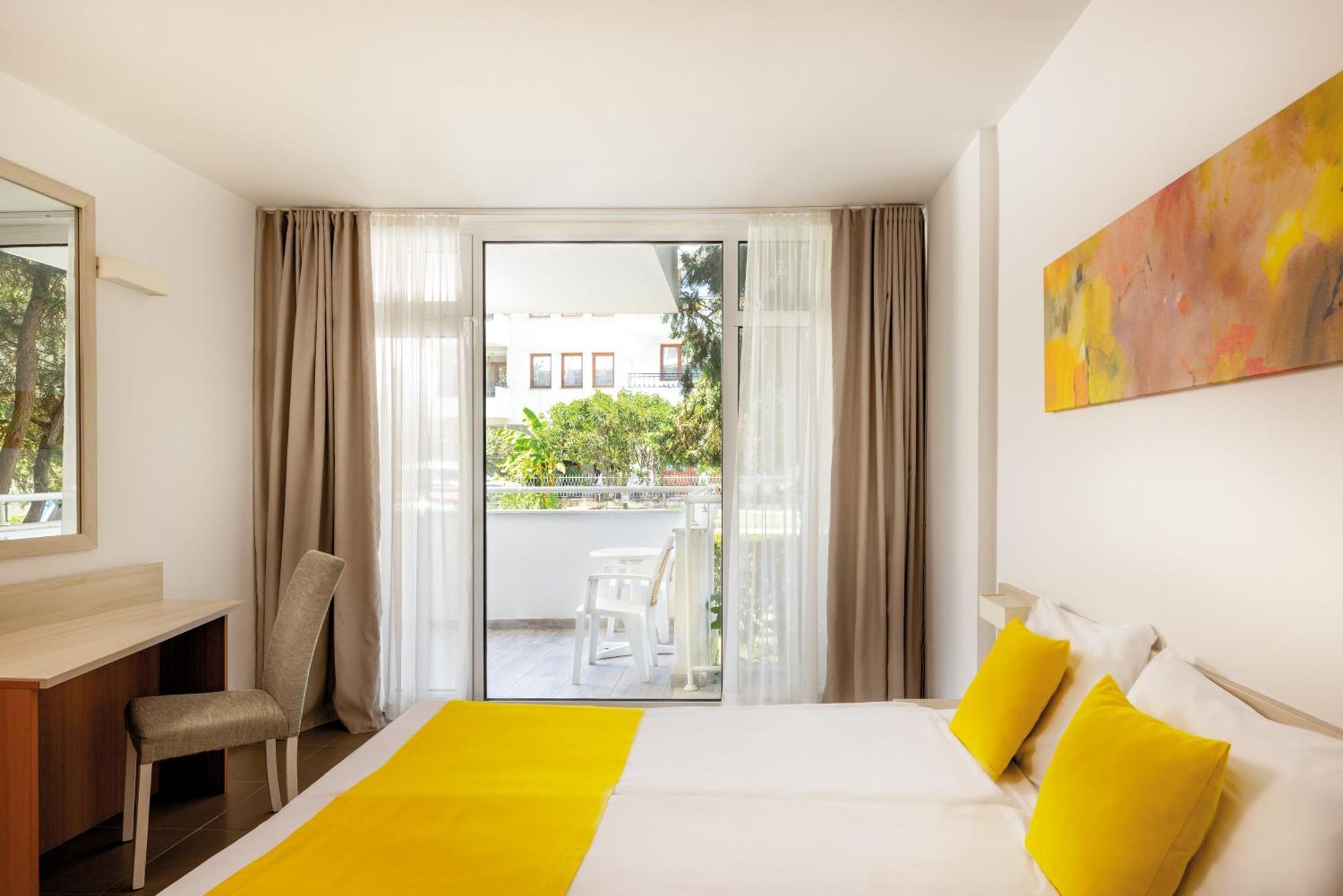 Aluasun Helios Beach ออบซอร์ ภายนอก รูปภาพ